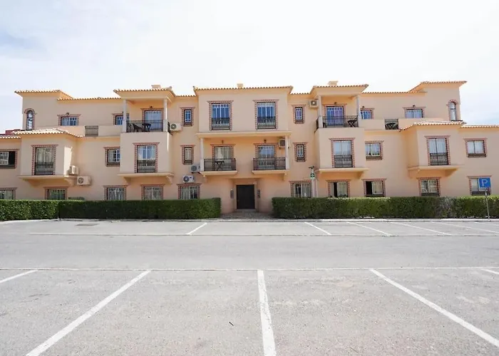 Oura Sunrise 16 By Ici Apartament *